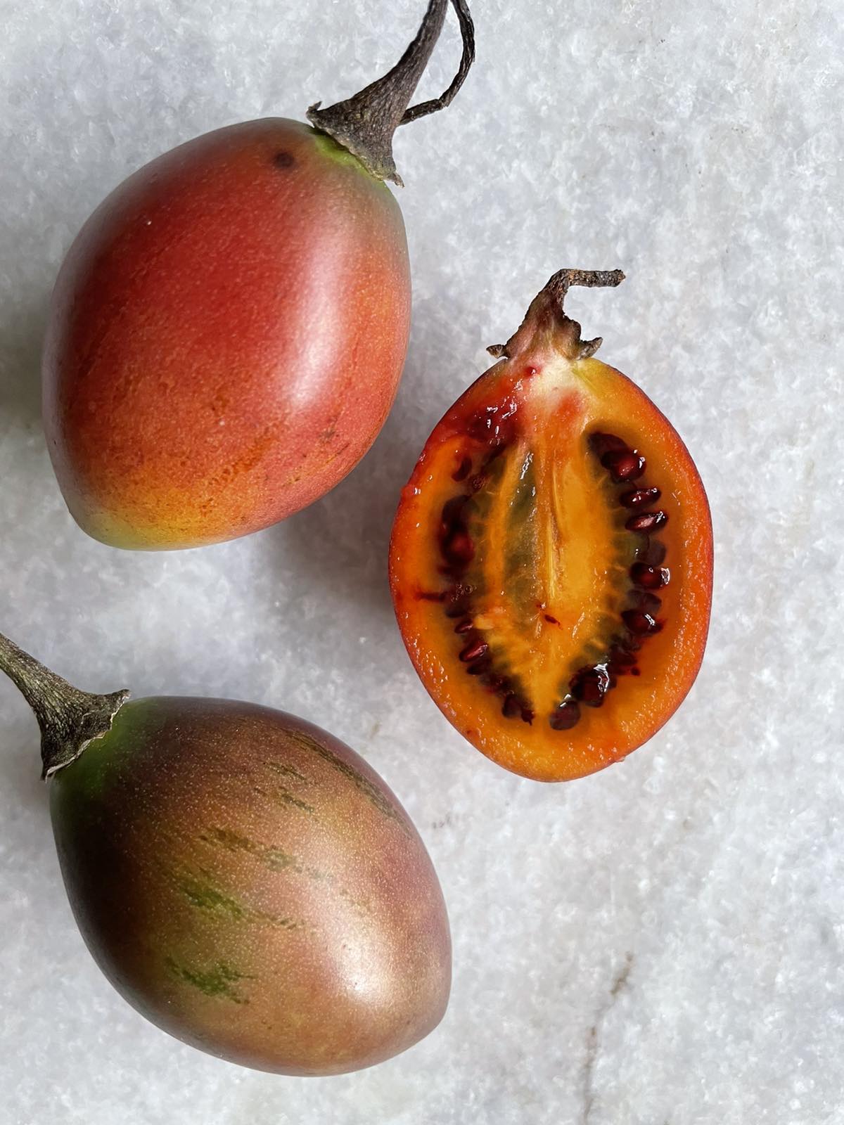 Solanum betaceum fruit seeds suitable for raised beds and backyard orchards.